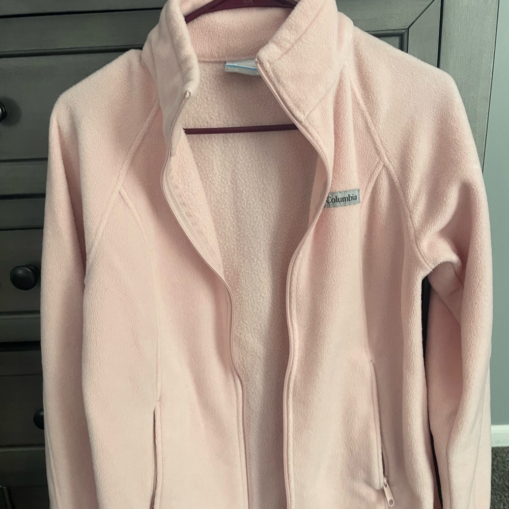 Columbia Women's Light Pink Fleece Jacket